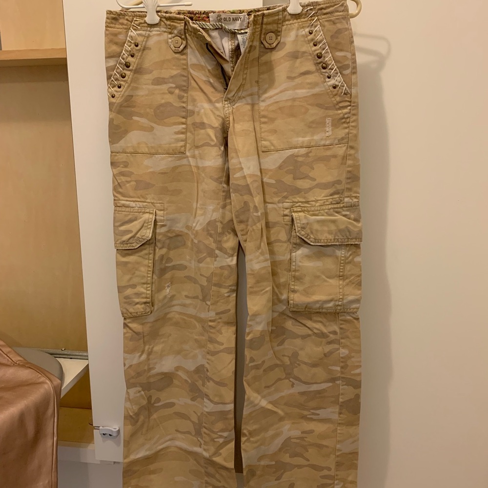Camo distressed vintage Old Navy pants